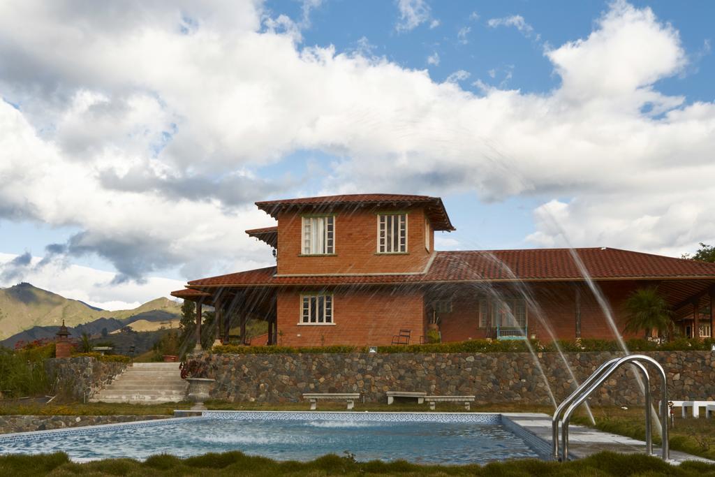 Villa Beatriz Lodge Vilcabamba Exterior photo