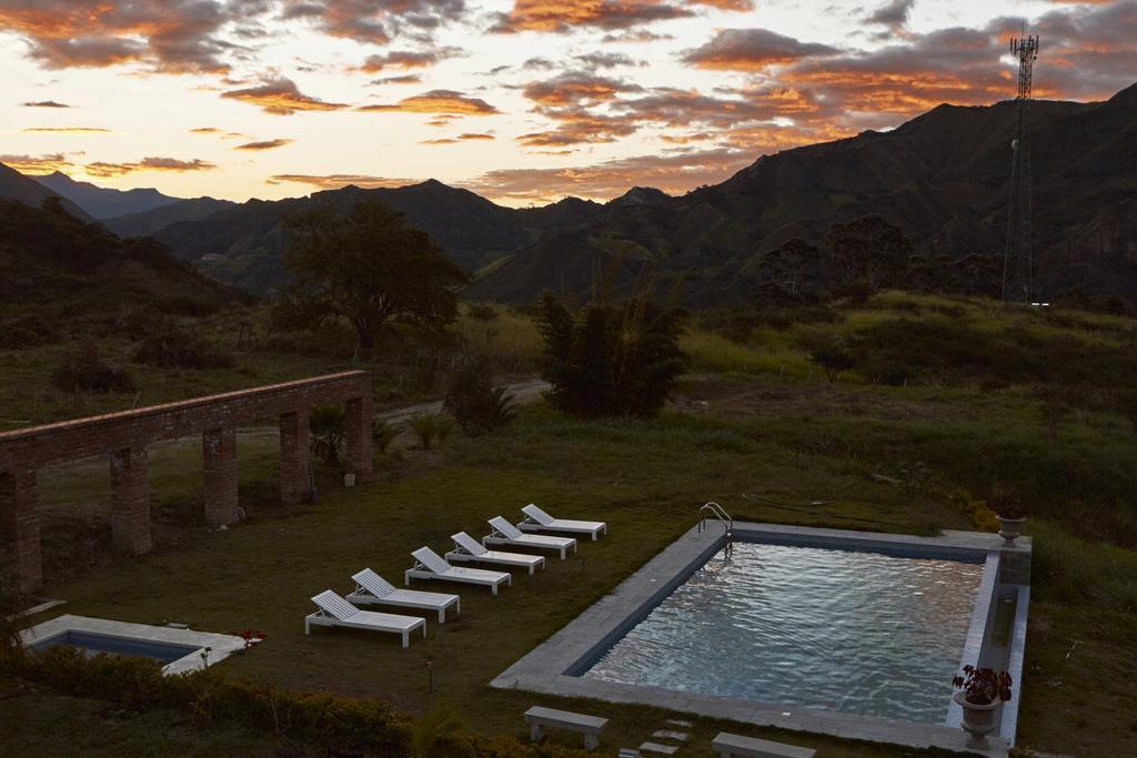 Villa Beatriz Lodge Vilcabamba Exterior photo